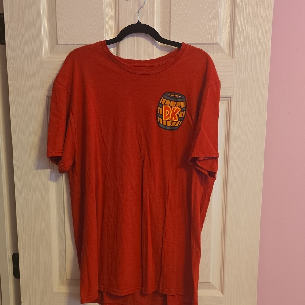 Nintendo Red‎ Donkey Kong Graphic Tee